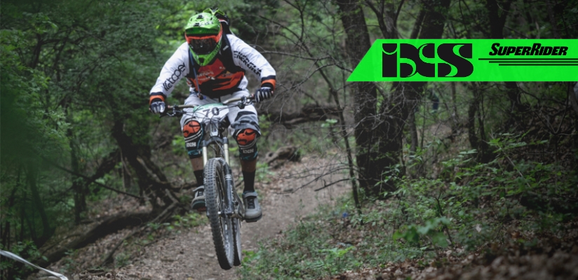 Who is going to be in a company of iXS SuperRiders 2015?