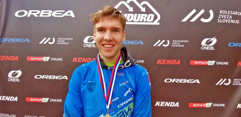 230404_kamplcizjave_smrdel